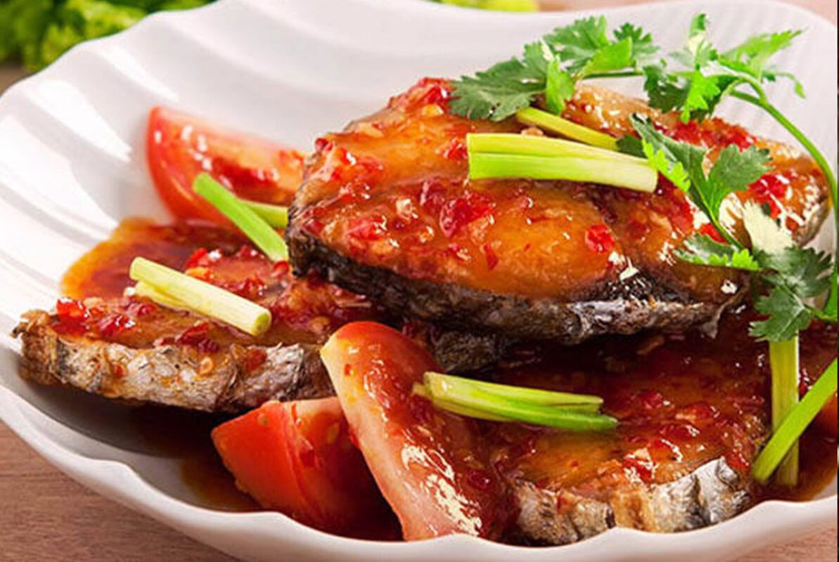 Cá thu kho sốt cà