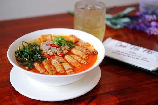 Canh bún tôm tích