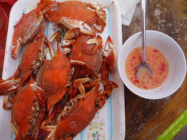 Ghẹ chấm luộc nước dừa