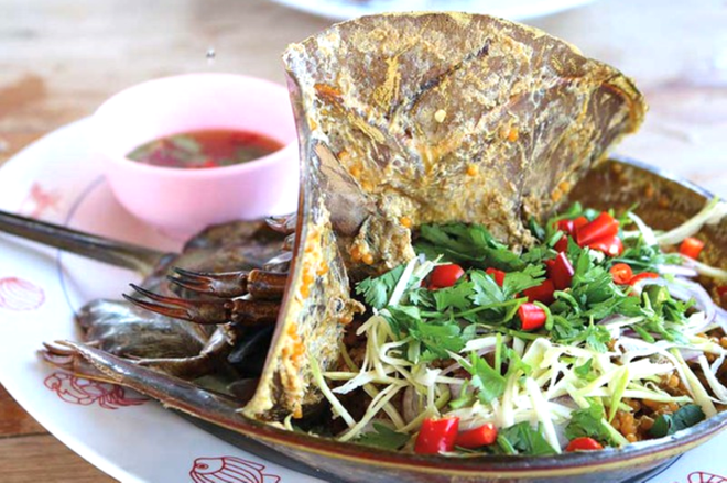 Gỏi sam trứng