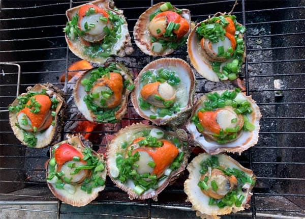 Hàu hương nướng mỡ hành