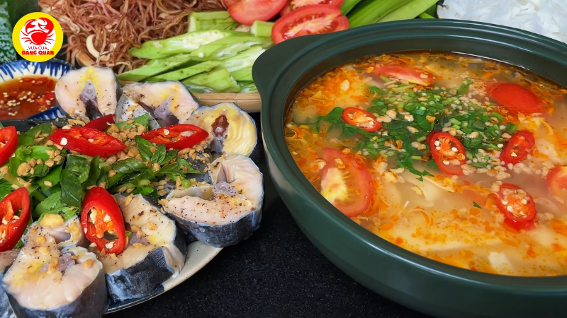 Lẩu cá tầm măng chua