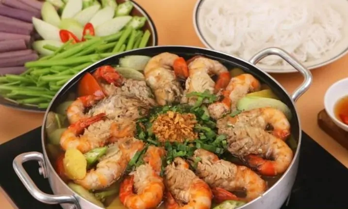 Lẩu thái tôm càng xanh