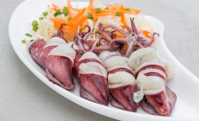 Mực trứng hấp hành gừng Mực trứng hấp hành gừng