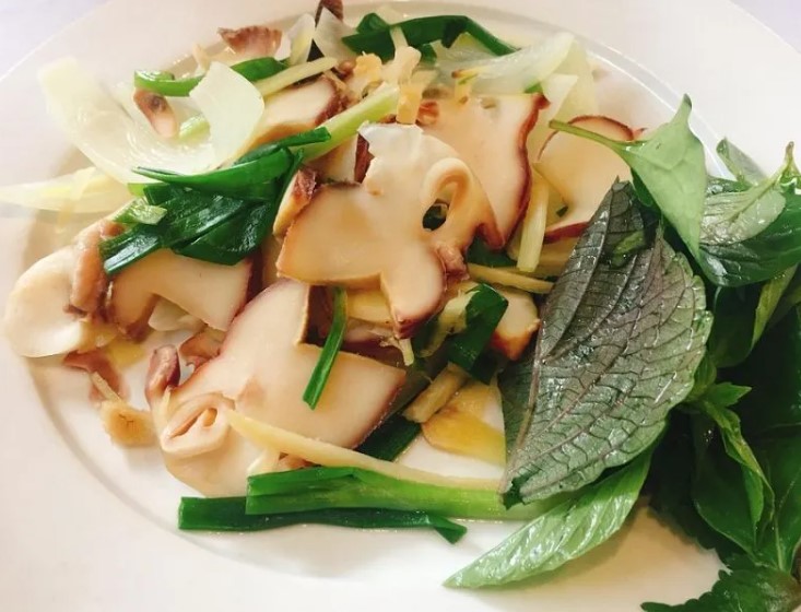 Ốc giác vàng hấp