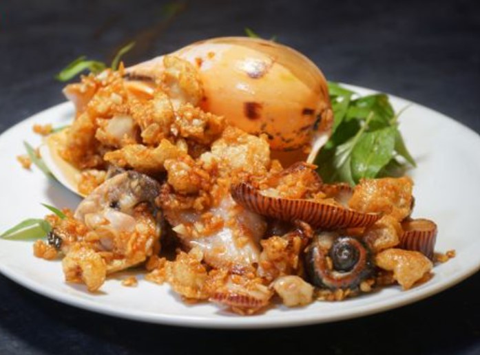 Ốc giác vàng xào bơ tỏi