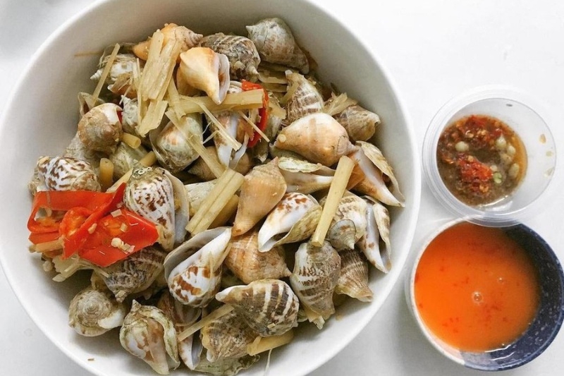 Ốc nhảy hấp sả