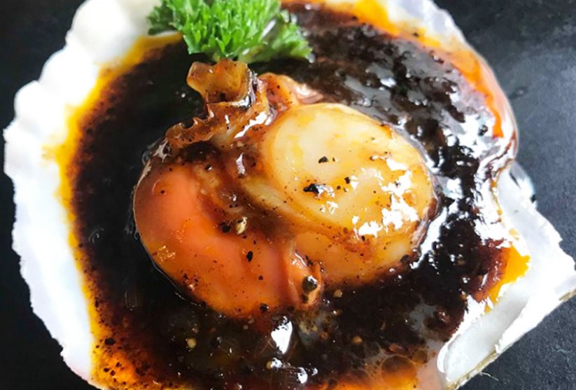 Sò điệp Nhật sống sốt tiêu