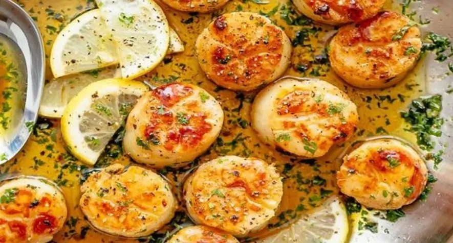 Sò điệp trứng cấp đông sốt cay