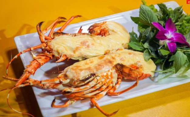 Tôm hùm bông đút lò phô mai