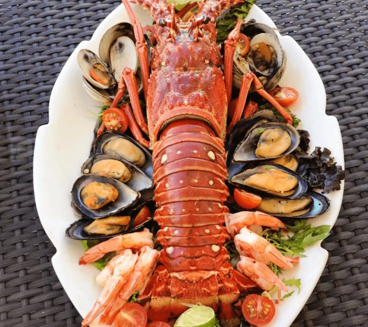 Tôm hùm tre hấp bia