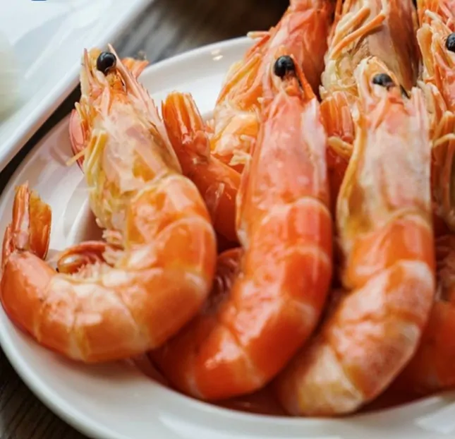 Tôm sú luộc nước dừa
