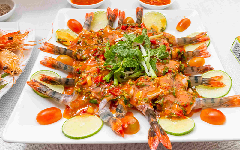 Tôm sú sống sốt thái