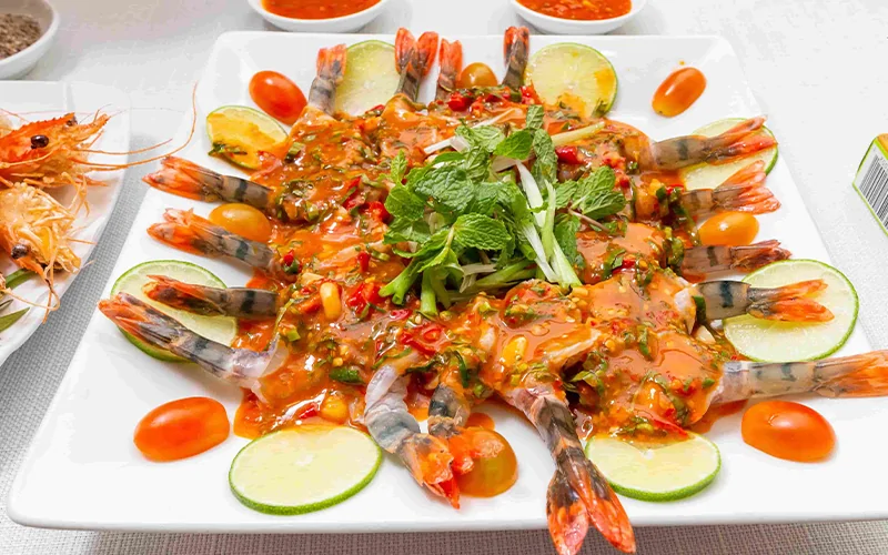 Tôm sú sống sốt thái