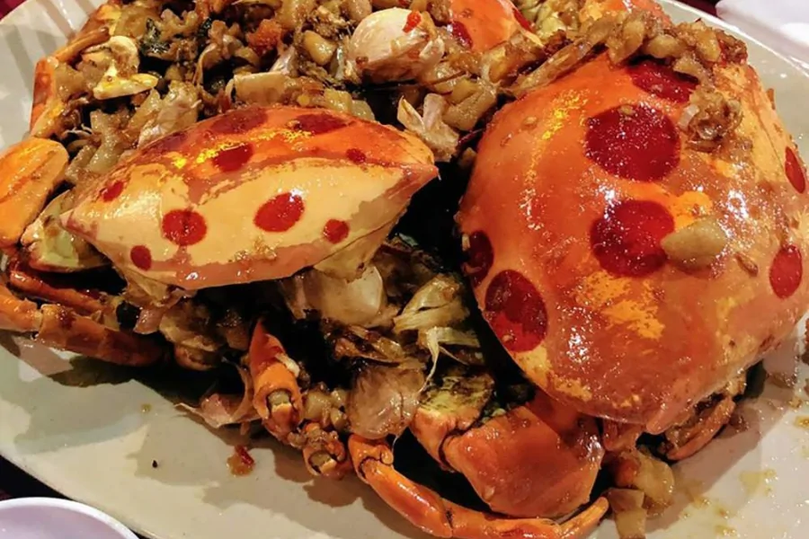 Cua mặt trăng rang me