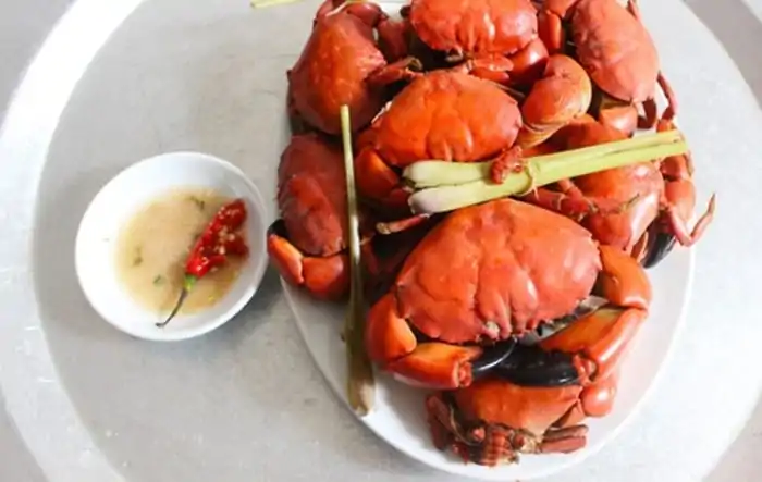 Cua đá hấp sả