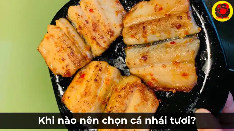 Đĩa cá nhái chiên giòn, một trong những món ngon từ cá nhái dễ làm và hấp dẫn tại nhà