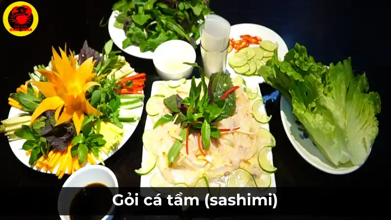 Gỏi cá tầm: Món ngon thanh mát, độc đáo.