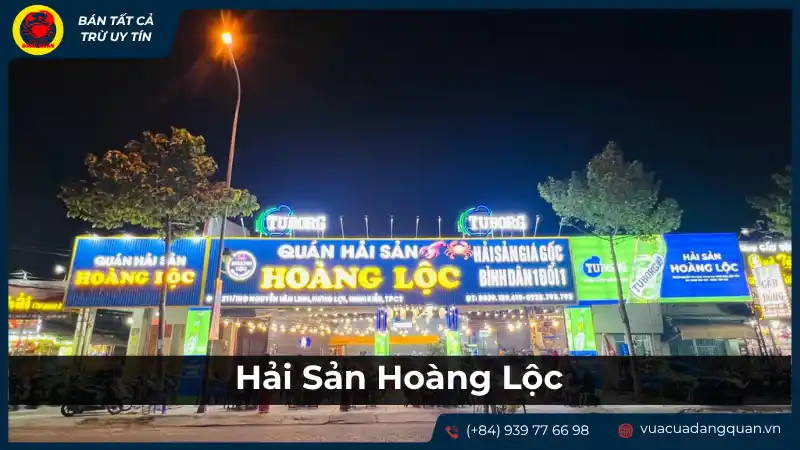 Hải Sản Hoàng Lộc với ánh đèn lung linh vào buổi tối