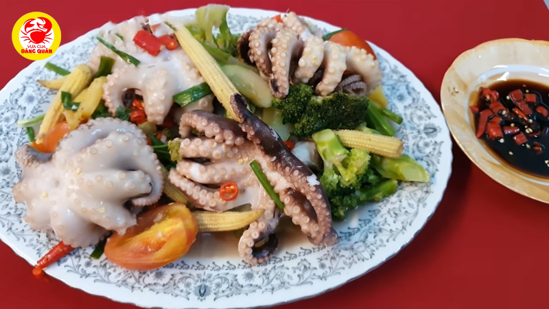 Bạch tuộc xào thập cẩm