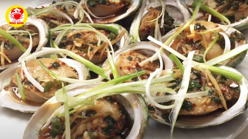Bào ngư hấp gừng sả