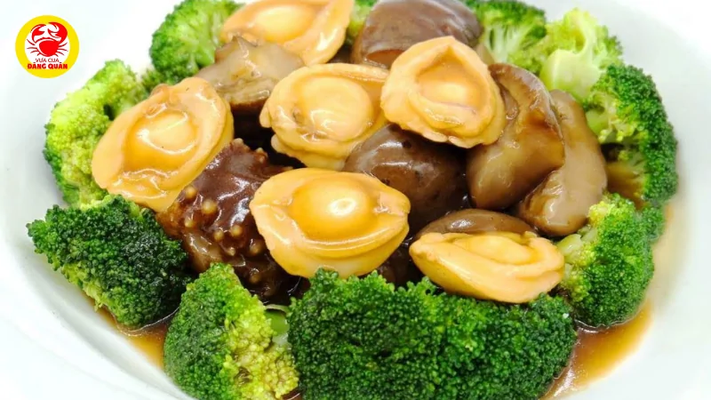 Cách làm bào ngư xào bông cải xanh