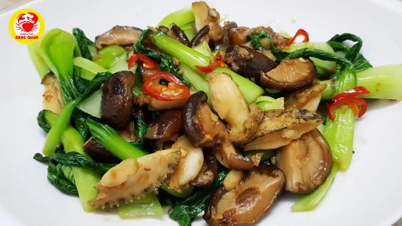 Cách làm bào ngư xào nấm đông cô