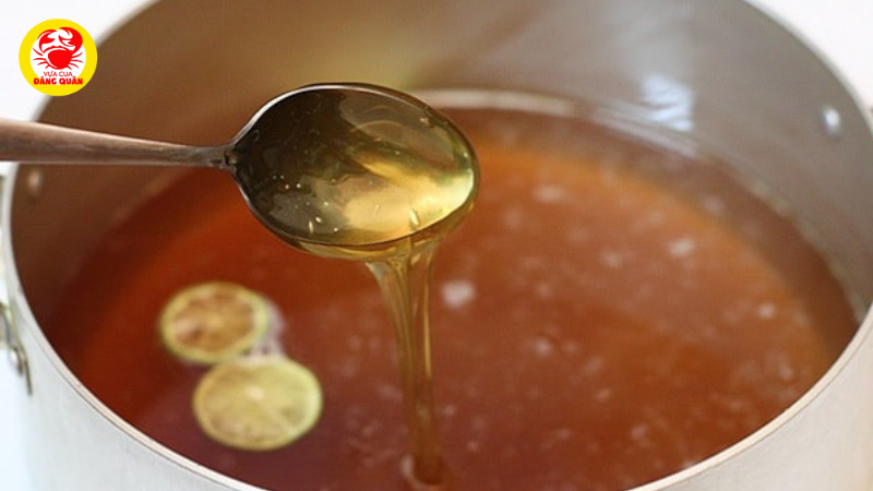 Các bước nấu nước đường chi tiết Các bước nấu nước đường chi tiết