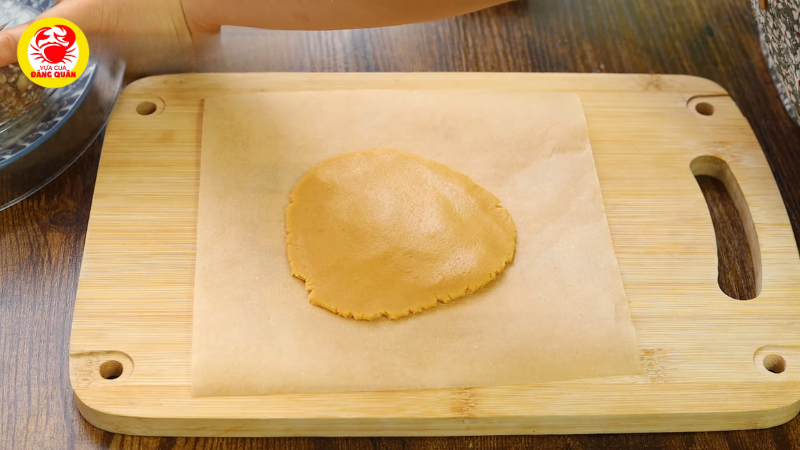 Các bước trộn vỏ bánh chi tiết Các bước trộn vỏ bánh chi tiết