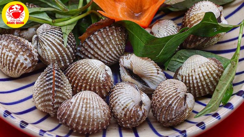 Món sò huyết nướng mọi