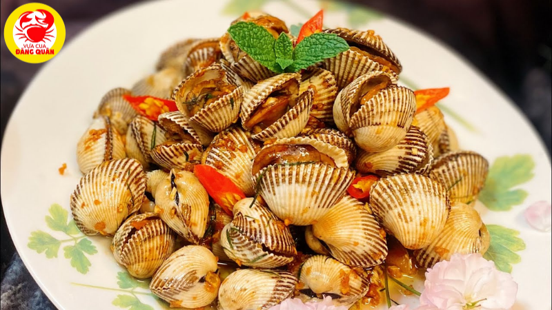 Món sò huyết xào tỏi