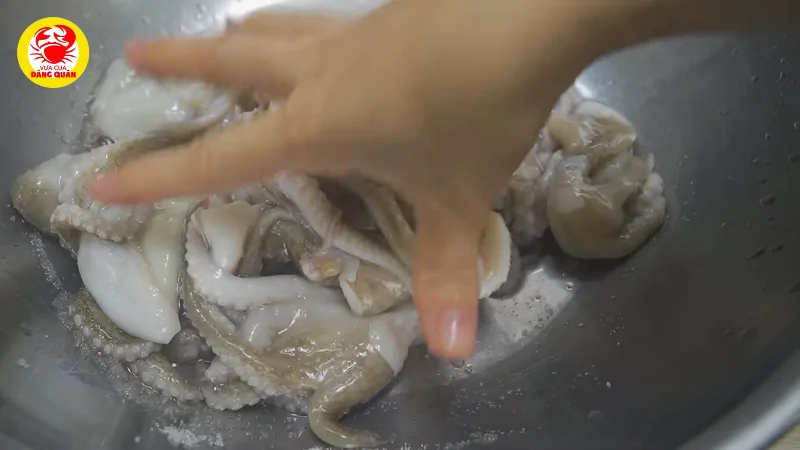 Khử mùi tanh và chất nhờn hiệu quả