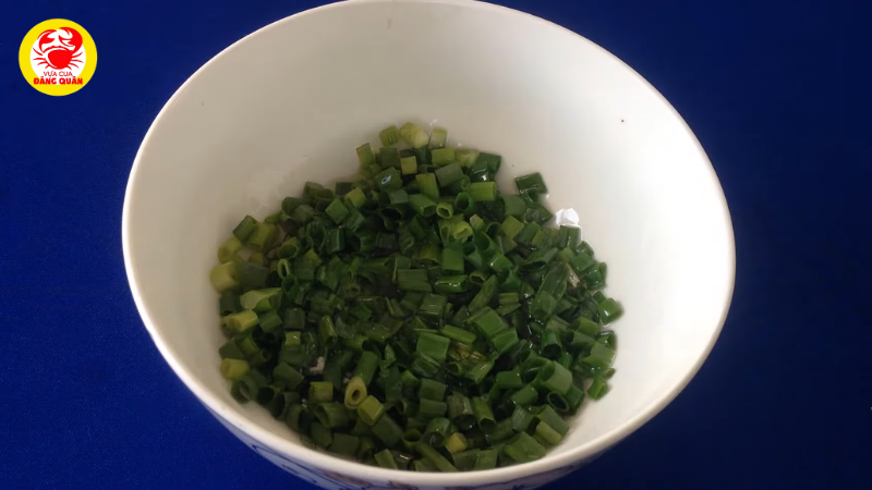 Làm mỡ hành và hành phi Làm mỡ hành và hành phi