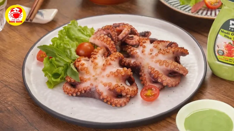 Bạch tuộc nướng muối ớt xanh