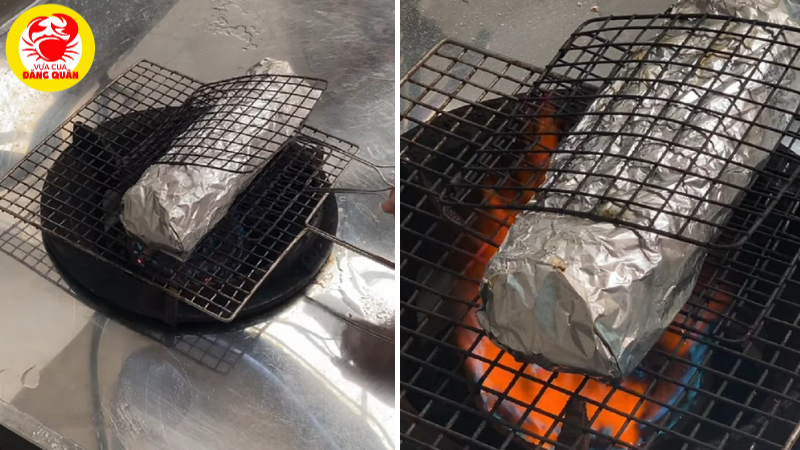 Sò huyết đang được nướng trên than Sò huyết đang được nướng trên than