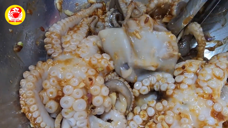 Ướp bạch tuộc thấm vị