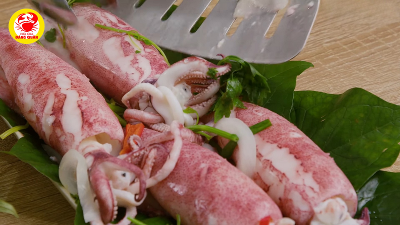 Mực ống hấp gừng sả
