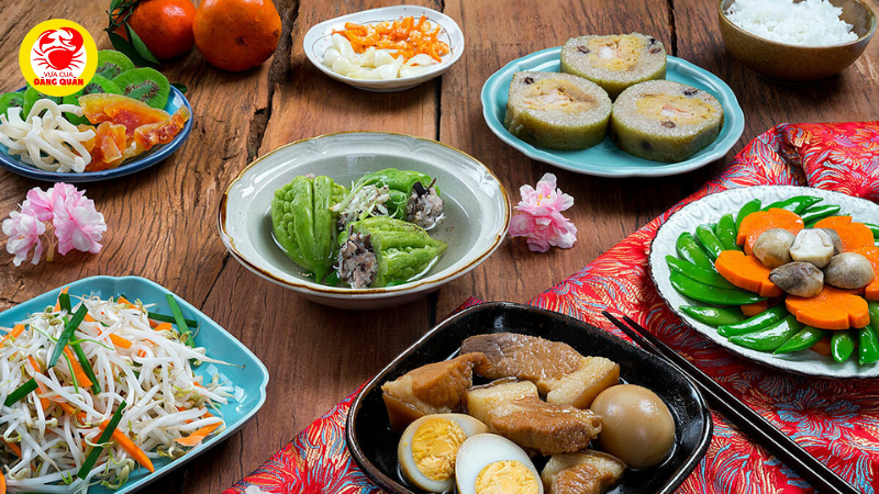 Mâm cúng tất niên miền Nam phong phú, dân dã