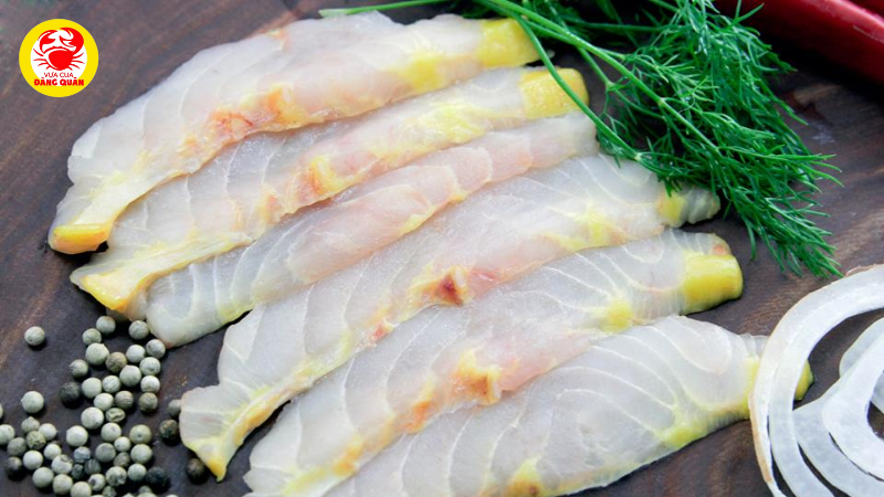 Nguyên liệu chính cá tầm ôm chuối đậu