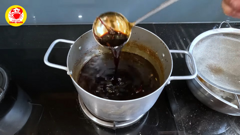 Nấu nước sốt Hồng Kông thần thánh