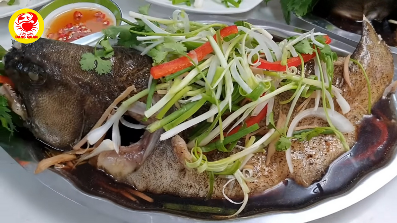 Rưới dầu nóng và thưởng thức