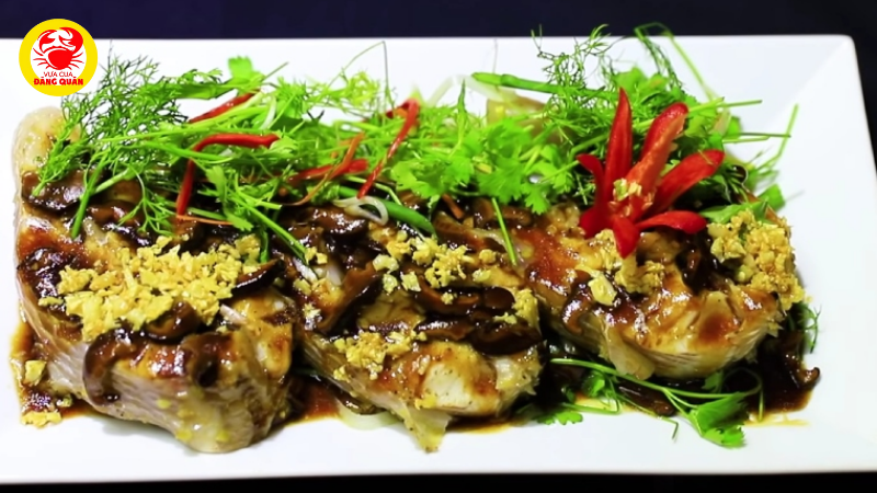 Rưới dầu nóng và thưởng thức