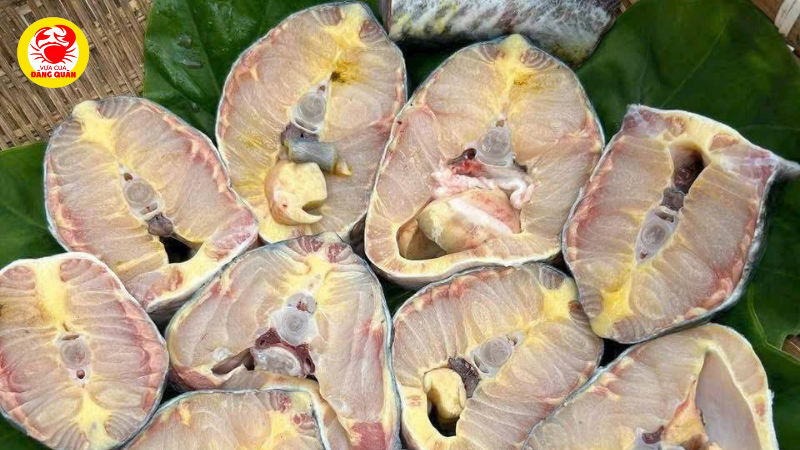 Cách sơ chế cá tầm không tanh, không nhớt