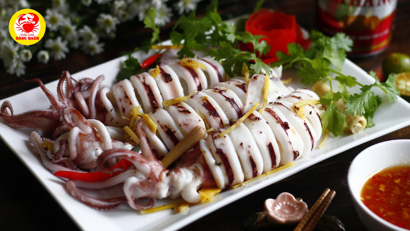 Thành phẩm mực ống hấp bia