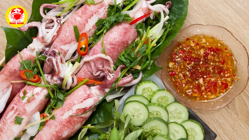 Các bước thực hiện mực ống hấp gừng sả