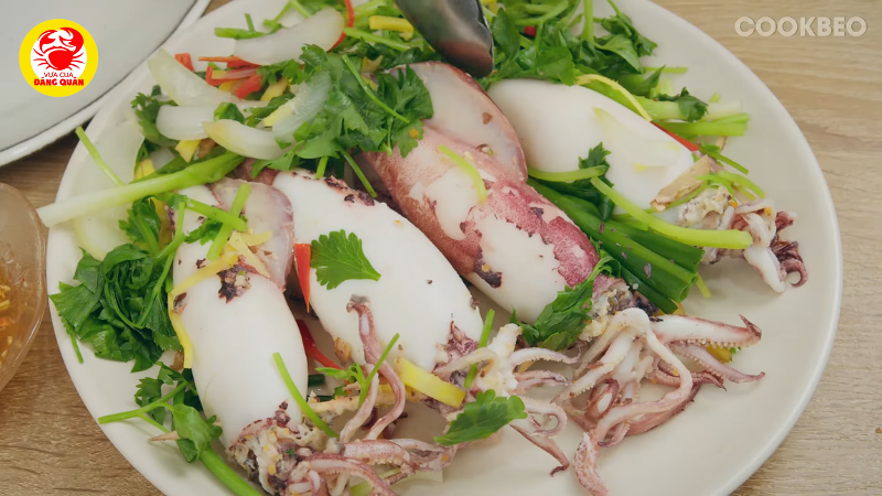 Mực nhồi thịt hấp gừng sả - Món ăn thanh đạm